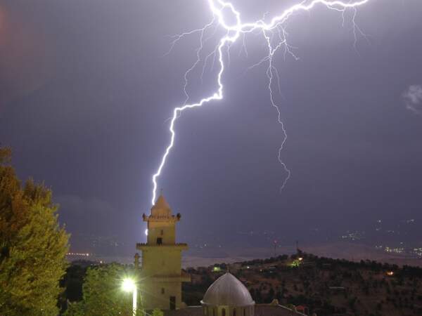 Eclair d’orage en Algérie. 