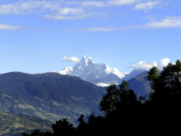 Vue des premiers contreforts de l’Himalaya, Népal