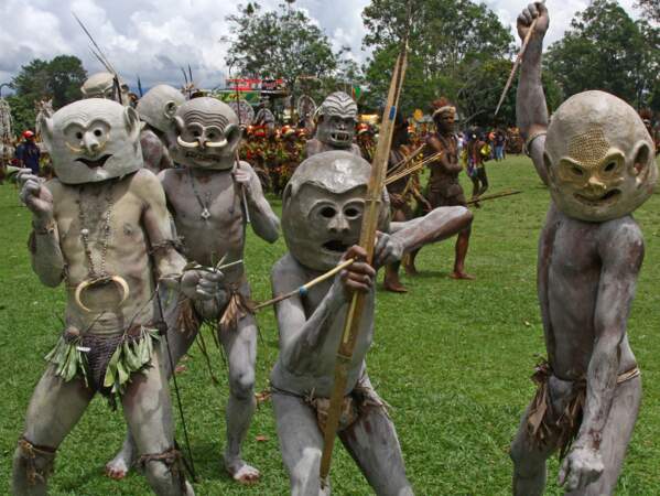 Mudmen à Goroka, Papouasie-Nouvelle-Guinée