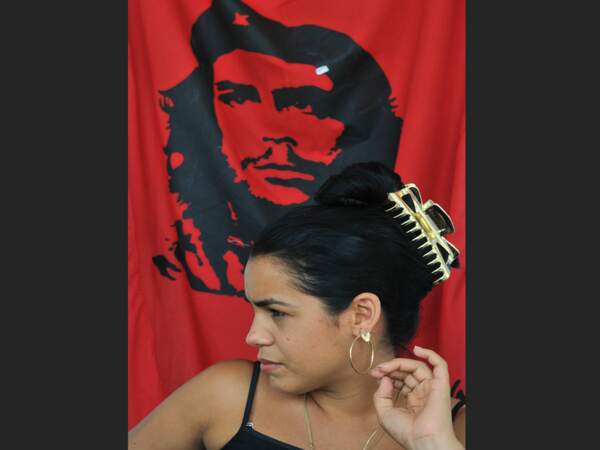 Drapeau du Che sur la route de Vinales, à Cuba