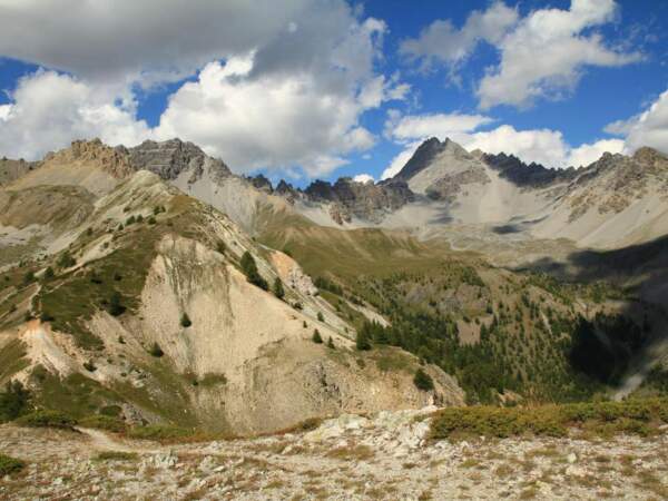 Paysage montagneux du Queyras (Hautes-Alpes, France).