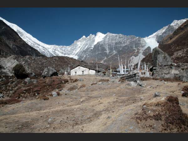 Le monastère de Kyanjin Gompa, au Népal.