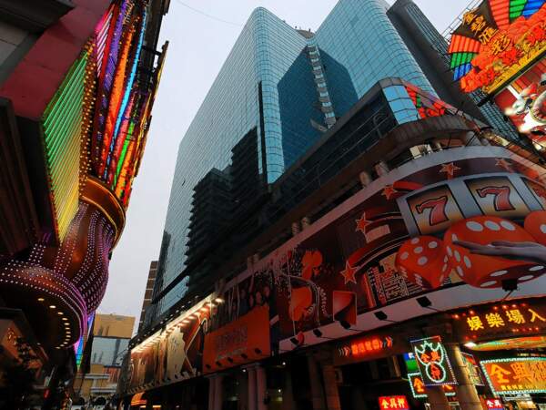 Succession de casinos à Macao, en Chine
