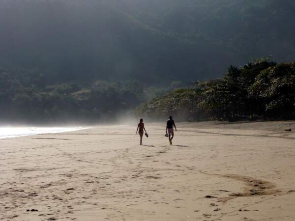 Le paradis sur la plage de Bonete, à Ilha Bela, au Brésil