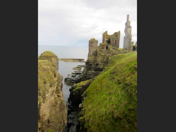 Les ruines du château de Sinclair et Girnigoe, à Wick, dans les Highlands, en Ecosse, au Royaume-Uni