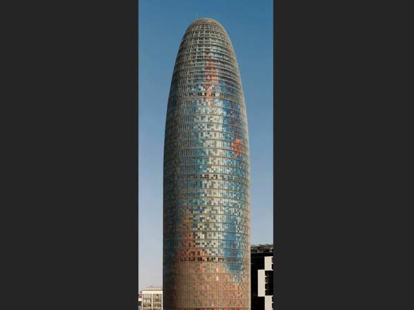Torre Agbar à Barcelone, Espagne 