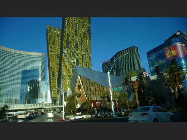 Las Vegas, Nevada, et ses hôtels immenses, fascinent ou repoussent, mais ne laissent jamais indifférent (Etats-Unis).