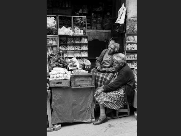 Des vendeuses du mercado de las Brujas de La Paz, en Bolivie.