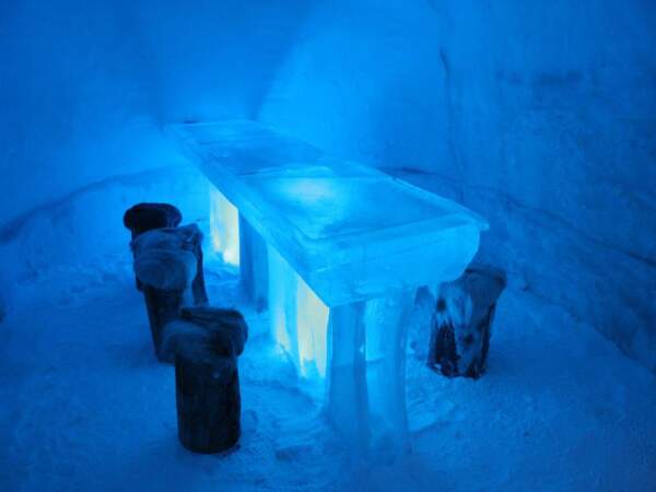 Hôtel de glace dans la ville de Kemi, en Laponie finlandaise