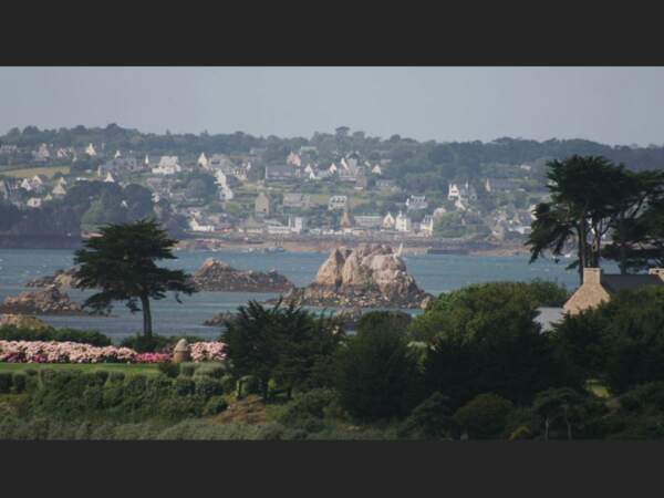 Vue du continent, Ile de Bréhat, Bretagne, France