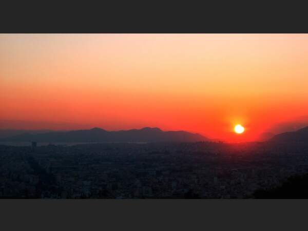 Coucher de soleil sur Athènes en Grèce