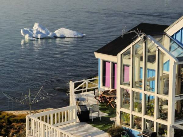 Terrasse ensoleillée d’une maison à Ilulissat au Groenland