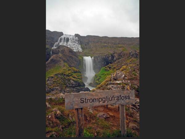 La cascade de Dynjandi (aussi appelée Fjallfoss), en Islande.