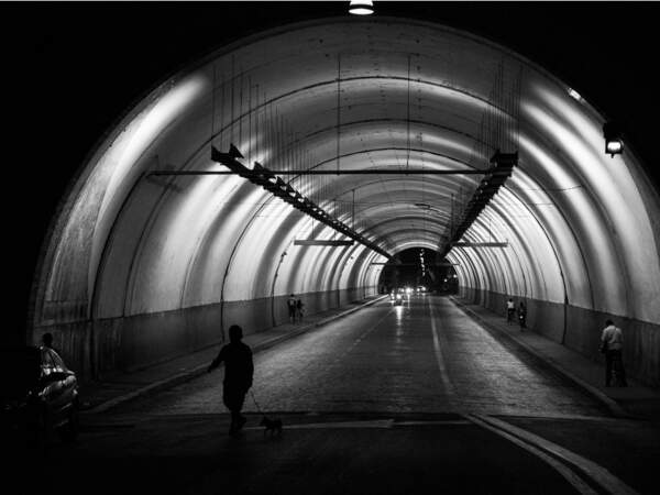 Le tunnel Umberto I, à Rome, en Italie.