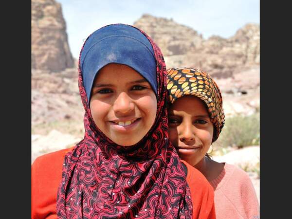 Enfants bédouins dans la région de Pétra, en Jordanie
