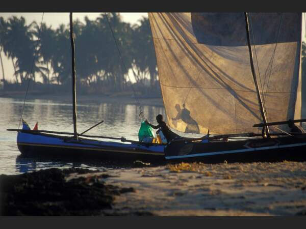 Pêcheurs du matin à Belo sur Mer, à Madagascar