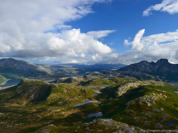 Vue depuis le Finnkonakken, 500 mètres d’altitude, en Norvège