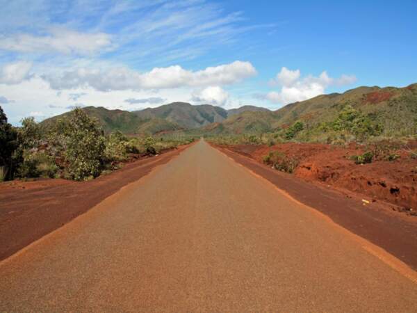 La route de Yaté, sur Grande Terre, en Nouvelle-Calédonie