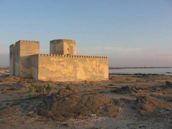 Ce fort se trouve aux alentours de Taqah (Oman).
