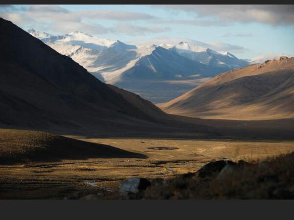 La vallée s’éveille dans la douce lumière du matin (Pamir, Tadjikistan).