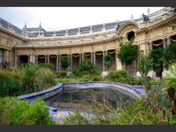 A proximité des Champs-Elysées, à Paris, ce jardin est accessible aux visiteurs du Petit Palais.