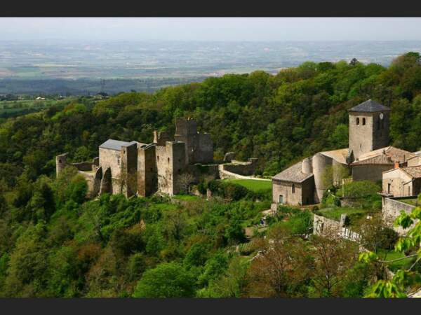 Le village de Saissac, dans l'Aude, en France.