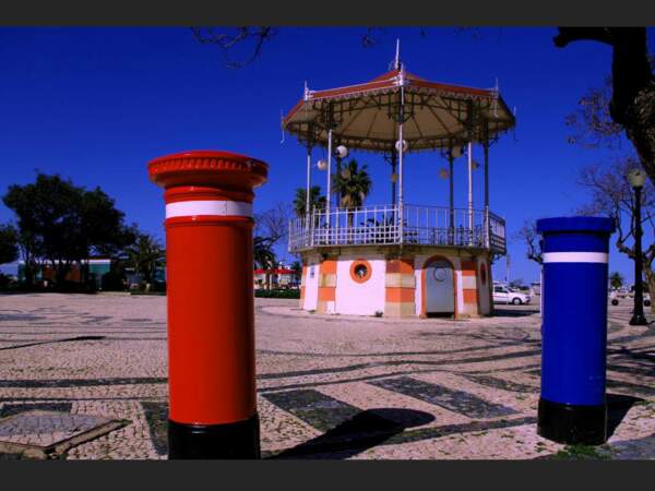 Le kiosque à musique du Jardim Manuel Biva à Faro, au Portugal.