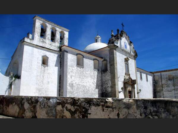 L’église de l’ancien couvent du Tiers-Ordre du Carmo, à Tavira, au Portugal.