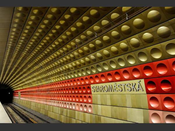 Le métro de Prague (République tchèque) possède un réseau long de près de 60 kilomètres.