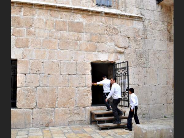 L’entrée du tombeau du roi David, à Jérusalem, en Israël. 