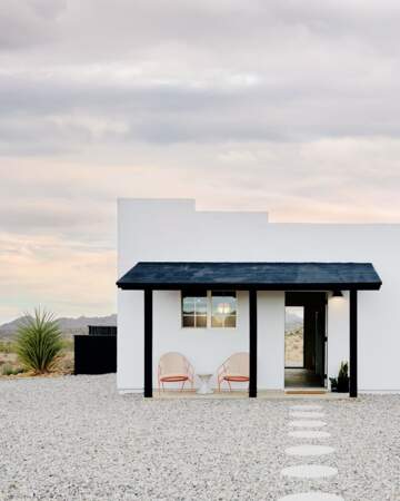 Une maison californienne en plein désert