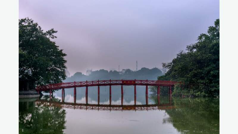 Le pont Thê Húc 