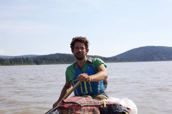 Entre Yukon et Alaska, l'odyssée en canoë d'Adam Weymouth