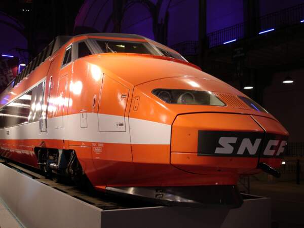 1981, naissance du TGV et vitesse record