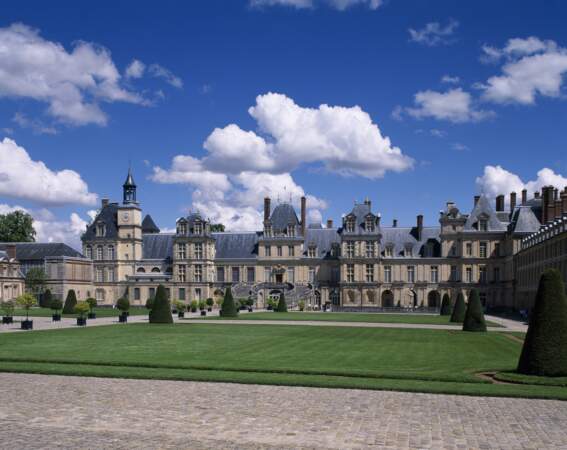 Le château de Fontainebleau (1) (Seine-et-Marne)